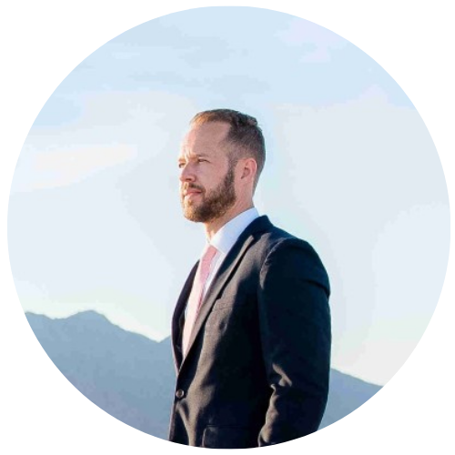 PREFcards surgical management software | Surgeon Paul Reynolds